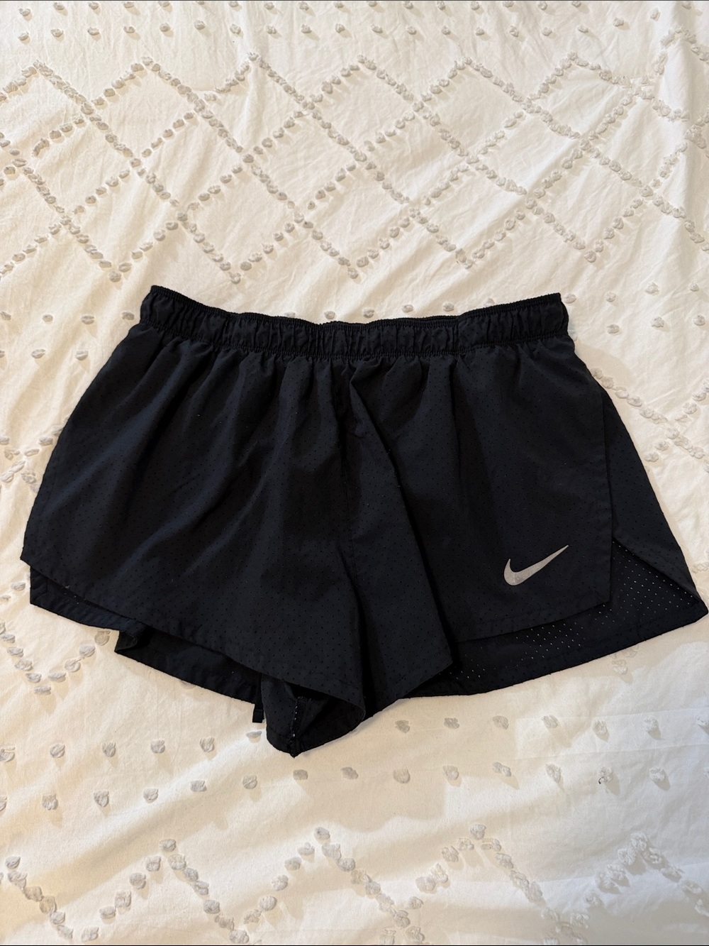 Nike Black Women's 2-in-1 Athletic Shorts with Reflective Swoosh